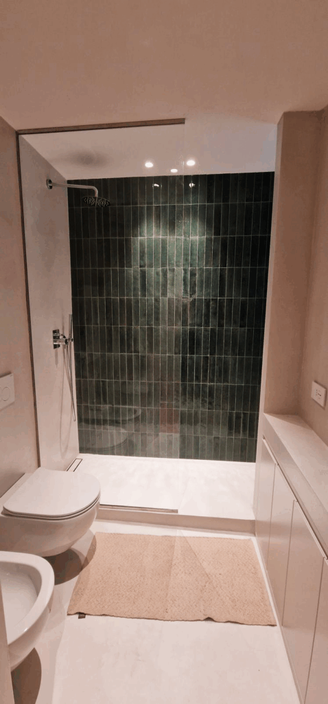 Box Doccia Walk In ancorata su 3 punti