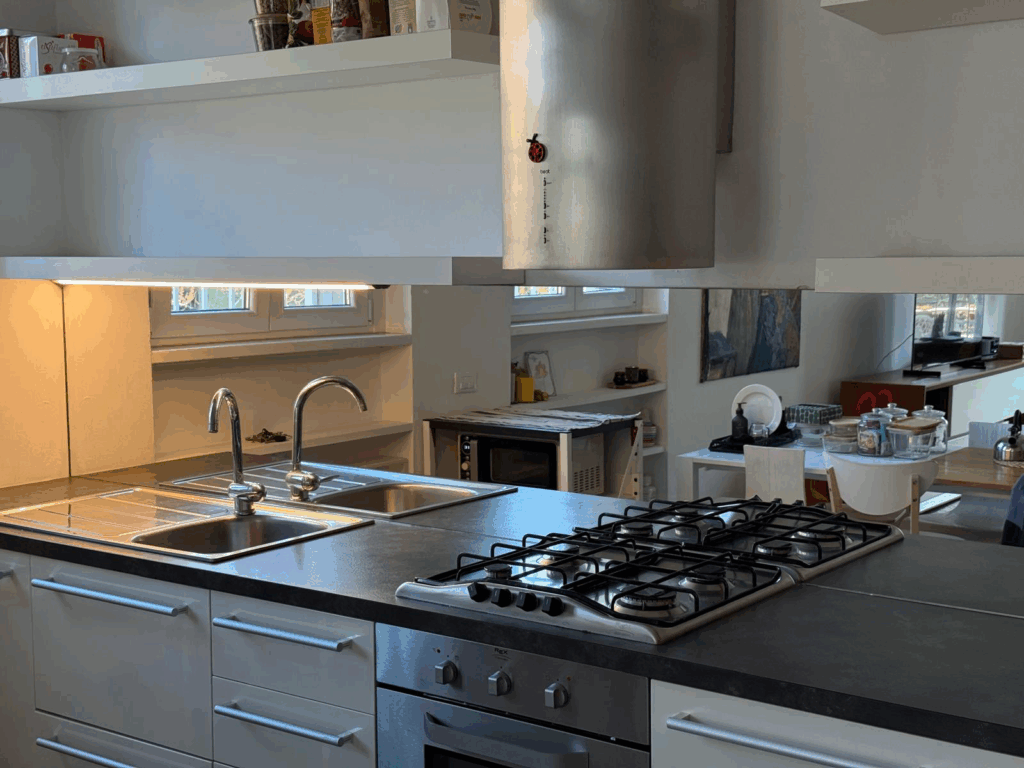 Specchio frontale cucina